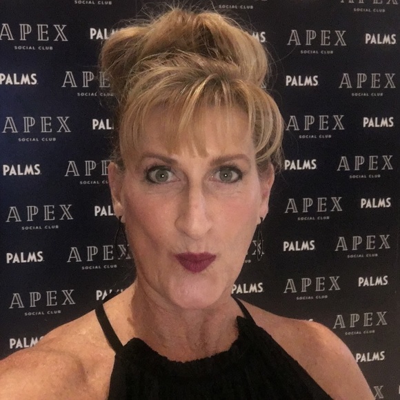 Meet your Posher, Sharmaine - Picture 1 of 1